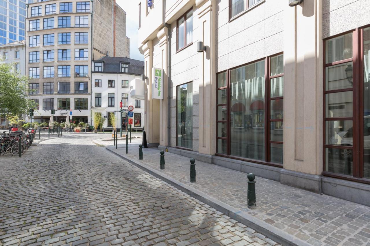 Holiday Inn Express Brussels-Grand-Place By Ihg Exterior foto